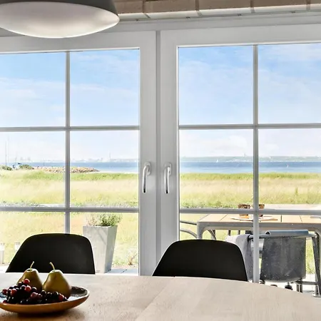 Stunning In With Kitchen *