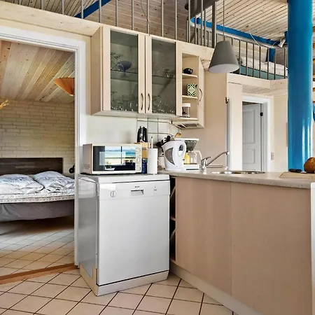 Stunning In With Kitchen