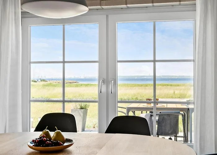 Stunning In With Kitchen *
