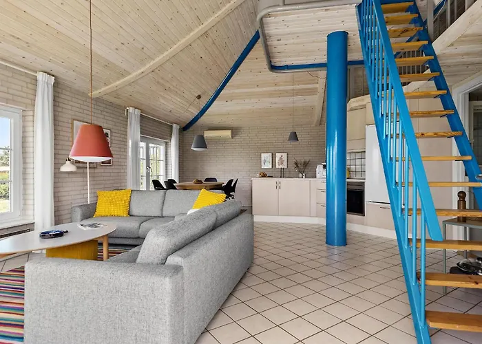 Stunning In With Kitchen *