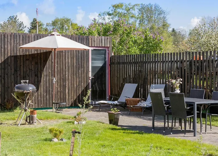 Stunning In With Kitchen Feriehus *